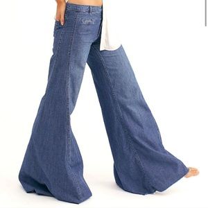 Free People extreme vintage flare 28